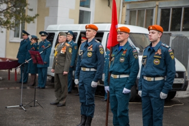 &quotЗнамя Победы&quot показали в Главном управлении МЧС России по Хабаровскому краю  Пресс-служба ГУ МЧС РФ по Хабаровскому краю